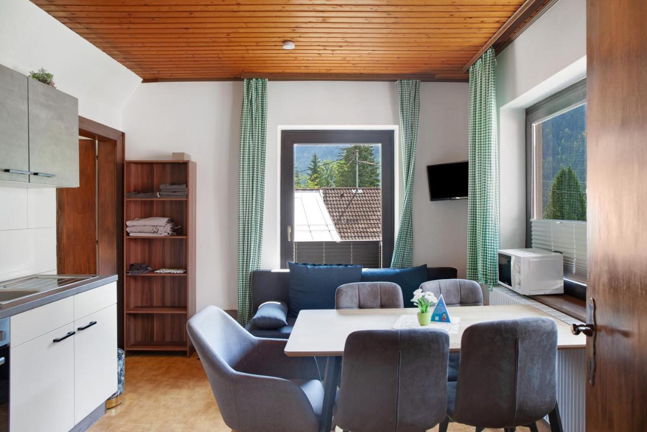 Aparthotel Flying Hirsch à Stall Extérieur photo